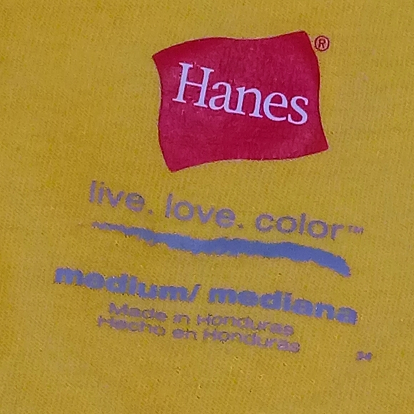 🛍️ BUNDLE ONLY🛍️Hanes Yellow V-Neck T-Shirt - Picture 2 of 6